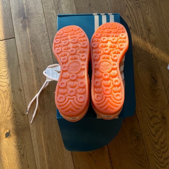 Bad Bunny Adidas collab - Picture 10 of 10